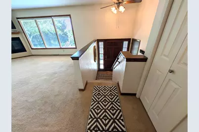 631  Jordan Cir, Richfield, WI 53017 - Photo 5