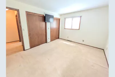 631  Jordan Cir, Richfield, WI 53017 - Photo 19
