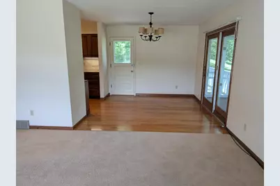 631  Jordan Cir, Richfield, WI 53017 - Photo 9