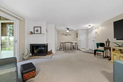 950  Woodridge Ct #5B, Lake Geneva, WI 53147 - Photo 1