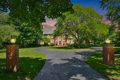 2146 W Columbia Dr, Mequon, WI 53092 - Photo 59