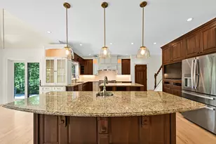 2146 W Columbia Dr, Mequon, WI 53092 - Photo 11
