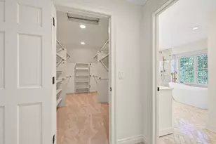 2146 W Columbia Dr, Mequon, WI 53092 - Photo 27