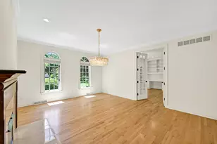 2146 W Columbia Dr, Mequon, WI 53092 - Photo 37