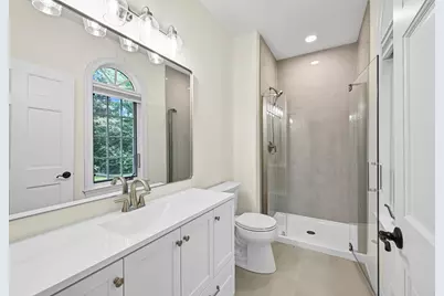 2146 W Columbia Dr, Mequon, WI 53092 - Photo 41