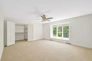 2146 W Columbia Dr, Mequon, WI 53092 - Photo 29
