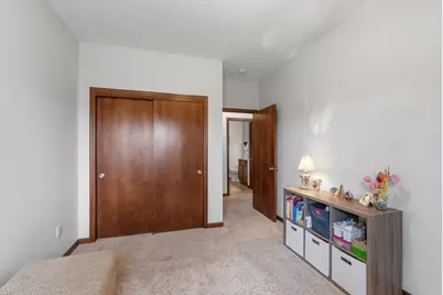 W197N17086  Stonewall Dr, Jackson, WI 53037 - Photo 17