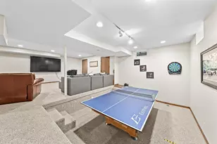 123 W Glenview Ct, Mequon, WI 53092 - Photo 27