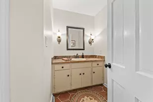 123 W Glenview Ct, Mequon, WI 53092 - Photo 19