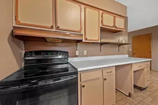 126 Stone St, Beaver Dam, WI 53916 - Photo 7