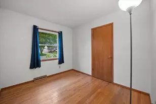126 Stone St, Beaver Dam, WI 53916 - Photo 11