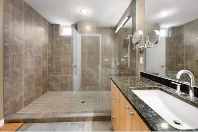 1727 N 49th St, Milwaukee, WI 53208 - Photo 11