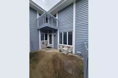 W157N11457  Hilbert Ln #B, Germantown, WI 53022 - Photo 3