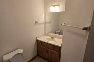 W157N11457 Hilbert Ln, Germantown, WI 53022 - Photo 17