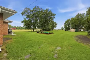 21204 Northcape St, Racine, WI 53182 - Photo 3