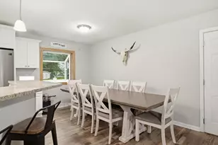 21204 Northcape St, Racine, WI 53182 - Photo 11