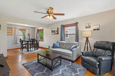 4342  Glenway St, Wauwatosa, WI 53222 - Photo 11