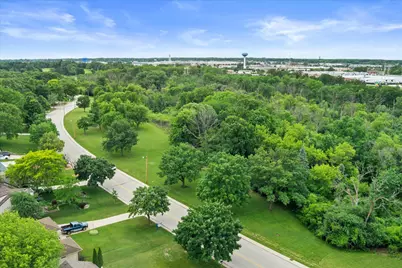 4342  Glenway St, Wauwatosa, WI 53222 - Photo 25