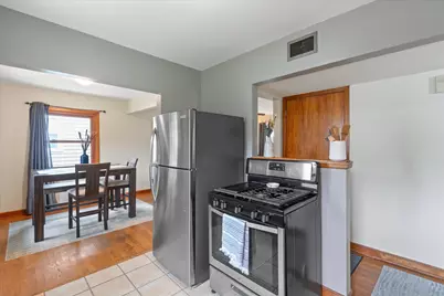 4342  Glenway St, Wauwatosa, WI 53222 - Photo 13