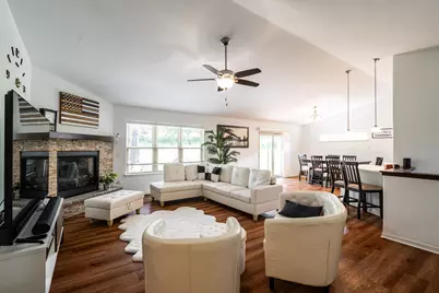 333  Nature Pl, Johnson Creek, WI 53038 - Photo 7