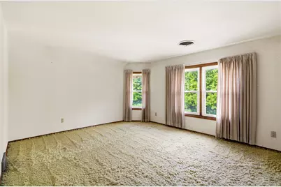 19272 W Coffee Rd, New Berlin, WI 53146 - Photo 29