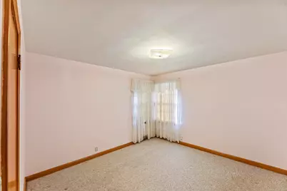 3148 S 30th St, Milwaukee, WI 53215 - Photo 17