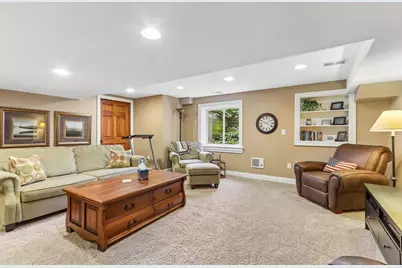 191  Fieldstone Rd, Delafield, WI 53018 - Photo 63