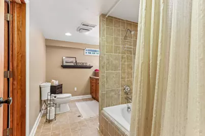 191  Fieldstone Rd, Delafield, WI 53018 - Photo 67