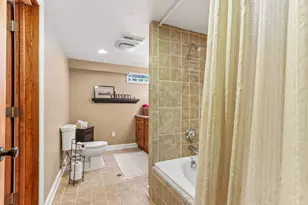 191 Fieldstone Rd, Delafield, WI 53018 - Photo 67