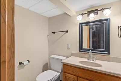 7024 W Lakefield Dr, Milwaukee, WI 53219 - Photo 25