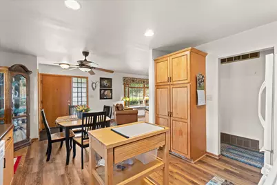 7024 W Lakefield Dr, Milwaukee, WI 53219 - Photo 9