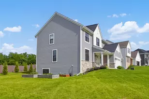 3741 Howell Oaks Dr, Waukesha, WI 53188 - Photo 3
