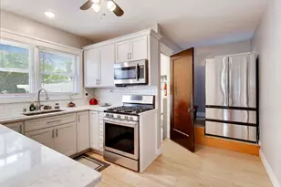 1429 College Ave, Racine, WI 53403 - Photo 15