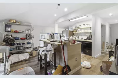 2328 E Back Bay St, Milwaukee, WI 53202 - Photo 33