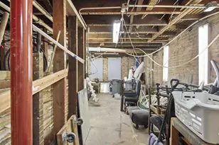 2328 E Back Bay St, Milwaukee, WI 53202 - Photo 47