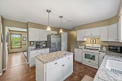 855  Ulao Rd, Grafton, WI 53024 - Photo 13