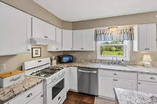 855 Ulao Rd, Grafton, WI 53024 - Photo 15