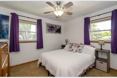 1109  Lawndale Ave, Waukesha, WI 53188 - Photo 11