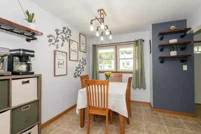 1109  Lawndale Ave, Waukesha, WI 53188 - Photo 7