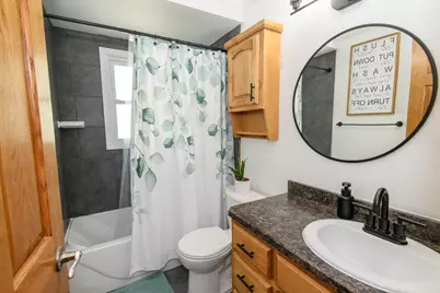 1109  Lawndale Ave, Waukesha, WI 53188 - Photo 13