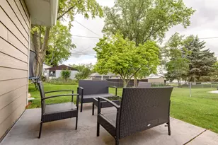 1109 Lawndale Ave, Waukesha, WI 53188 - Photo 31