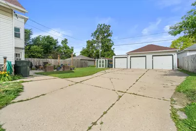2164 S 95th St #2166, West Allis, WI 53227 - Photo 41