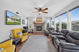 6728 84th Ave, Kenosha, WI 53142 - Photo 9