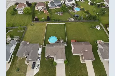 6114  Biscayne Ave, Racine, WI 53406 - Photo 5