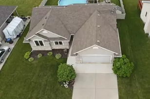6114 Biscayne Ave, Racine, WI 53406 - Photo 3