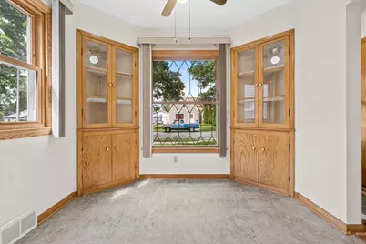 3322 S Dayfield Ave, Milwaukee, WI 53207 - Photo 7