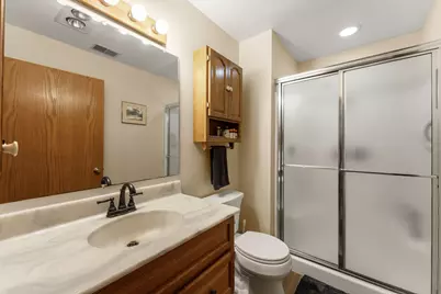 104  Bur Oak Ln #D, Grafton, WI 53024 - Photo 21