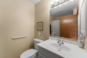 104 Bur Oak Ln, Grafton, WI 53024 - Photo 23