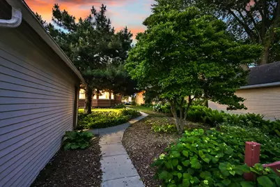 2963 N 70th St, Milwaukee, WI 53210 - Photo 39