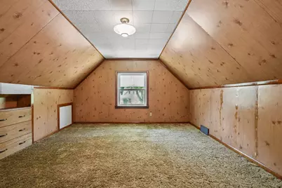 5740 N Dexter Ave, Glendale, WI 53209 - Photo 11